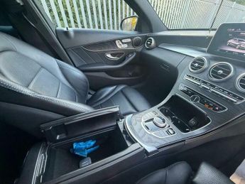 Mercedes-Benz C Class 2.1 C250d AMG Line (Premium) G-Tronic+ 4MATIC Euro 6 (s/s) 4dr
