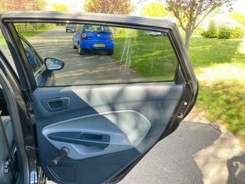 Ford Fiesta 1.4 Zetec 5dr