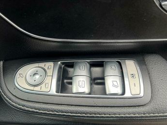 Mercedes-Benz E Class EQV 300e 90kWh Sport Auto 5dr