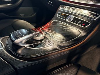 Mercedes-Benz E Class 2.9 E400d AMG Line (Premium Plus) G-Tronic+ 4MATIC Euro 6 (s/s)