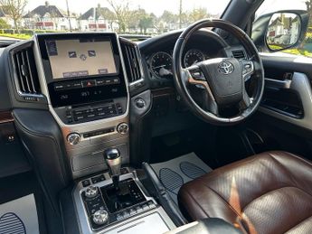 Toyota Land Cruiser 4.6+V8+ZX+8 STR+PETROL+WARANTY+HUGE SPEC+1 YEAR WARRANTY+VERIFIE