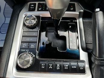 Toyota Land Cruiser 4.6+V8+ZX+8 STR+PETROL+WARANTY+HUGE SPEC+1 YEAR WARRANTY+VERIFIE