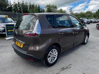 Renault Scenic DYNAMIQUE NAV DCI