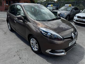 Renault Scenic DYNAMIQUE NAV DCI