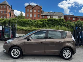 Renault Scenic DYNAMIQUE NAV DCI