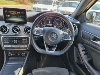 Mercedes-Benz C Class 2.1 GLA220d AMG Line (Executive) 7G-DCT 4MATIC Euro 6 (s/s) 5dr