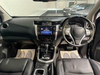 Nissan Navara 2.3 dCi N-Guard Auto 4WD Euro 6 4dr