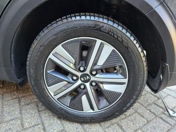 Kia Niro 1.6 GDi 8.9kWh 3 SUV 5dr Petrol Plug-in Hybrid DCT Euro 6 (s/s) 