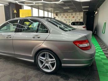 Mercedes-Benz C Class 3.0 C350 CDI V6 BlueEfficiency Sport Auto Euro 5 4dr