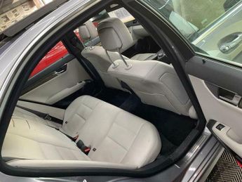 Mercedes-Benz C Class 3.0 C350 CDI V6 BlueEfficiency Sport Auto Euro 5 4dr