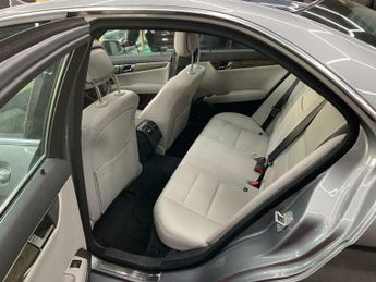 Mercedes-Benz C Class 3.0 C350 CDI V6 BlueEfficiency Sport Auto Euro 5 4dr