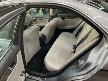 Mercedes-Benz C Class 3.0 C350 CDI V6 BlueEfficiency Sport Auto Euro 5 4dr