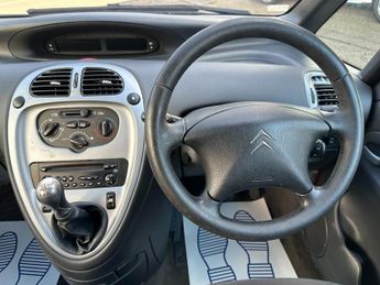 Citroen Xsara DESIRE 16V PICASSO E4