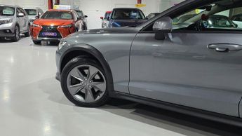 Volvo V60 2.0 D4 Auto AWD Euro 6 (s/s) 5dr