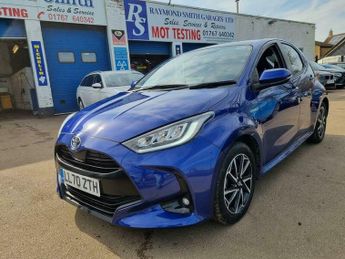 Toyota Yaris 1.5 VVT-h Design E-CVT Euro 6 (s/s) 5dr