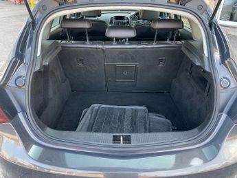 Vauxhall Astra ELITE