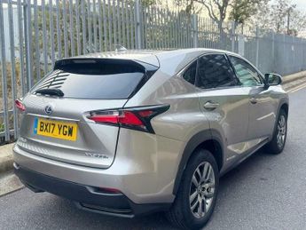 Lexus NX 2.5 300h Luxury E-CVT 4WD Euro 6 (s/s) 5dr
