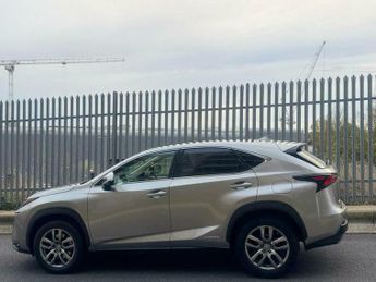 Lexus NX 2.5 300h Luxury E-CVT 4WD Euro 6 (s/s) 5dr