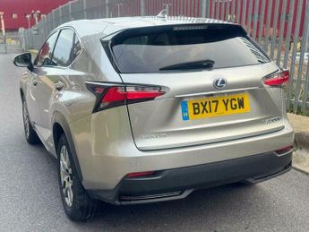 Lexus NX 2.5 300h Luxury E-CVT 4WD Euro 6 (s/s) 5dr