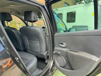 Renault Clio DYNAMIQUE S DCI