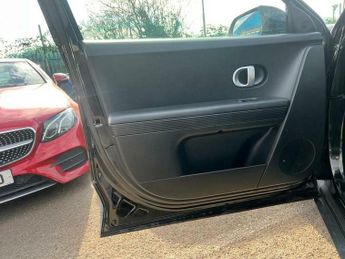 Hyundai Ioniq 73kWh Premium Auto 5dr