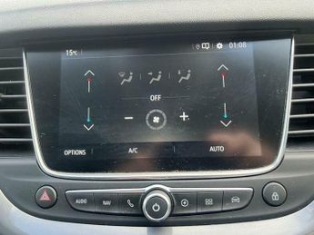 Vauxhall Grandland X 1.6 13.2kWh Business Edition Nav Auto Euro 6 (s/s) 5dr