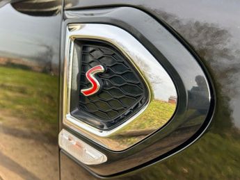 MINI Countryman COOPER S ALL4 1 OWNER FROM NEW MINI SERVICE HISTORY PAN ROOF SAT