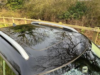 MINI Countryman COOPER S ALL4 1 OWNER FROM NEW MINI SERVICE HISTORY PAN ROOF SAT