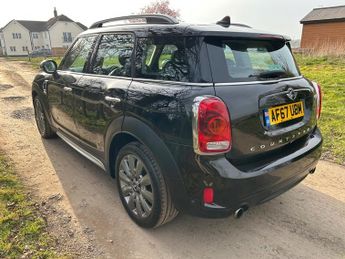 MINI Countryman COOPER S ALL4 1 OWNER FROM NEW MINI SERVICE HISTORY PAN ROOF SAT
