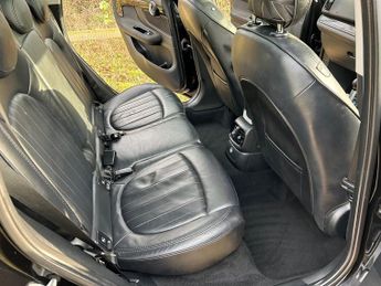 MINI Countryman COOPER S ALL4 1 OWNER FROM NEW MINI SERVICE HISTORY PAN ROOF SAT