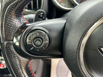 MINI Countryman COOPER S ALL4 1 OWNER FROM NEW MINI SERVICE HISTORY PAN ROOF SAT