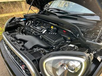 MINI Countryman COOPER S ALL4 1 OWNER FROM NEW MINI SERVICE HISTORY PAN ROOF SAT