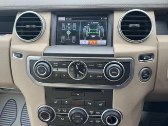Land Rover Discovery 3.0 SD V6 Graphite SUV 5dr Diesel Auto 4WD Euro 6 (s/s) (256 bhp