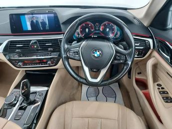 BMW 5 SERIES 2.0 520d SE Auto Euro 6 (s/s) 4dr