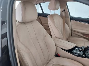 BMW 5 SERIES 2.0 520d SE Auto Euro 6 (s/s) 4dr