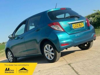 Toyota Yaris 1.33 Dual VVT-i TR Hatchback 5dr Petrol Multidrive S Euro 5 (101