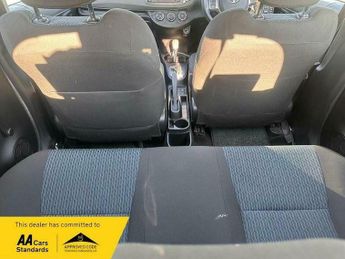 Toyota Yaris 1.33 Dual VVT-i TR Hatchback 5dr Petrol Multidrive S Euro 5 (101