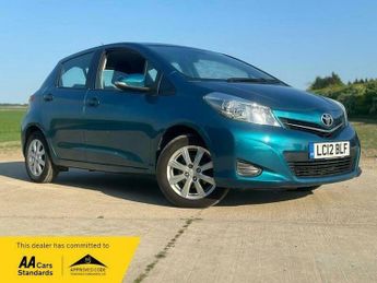 Toyota Yaris 1.33 Dual VVT-i TR Hatchback 5dr Petrol Multidrive S Euro 5 (101
