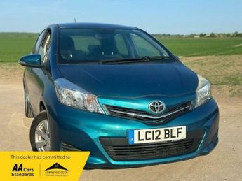Toyota Yaris 1.33 Dual VVT-i TR Hatchback 5dr Petrol Multidrive S Euro 5 (101