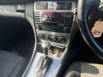 Mercedes-Benz C Class 2.1 C220 CDI SE 2dr