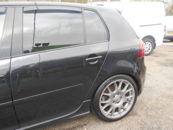 Volkswagen Golf GTI EDITION30 T 230