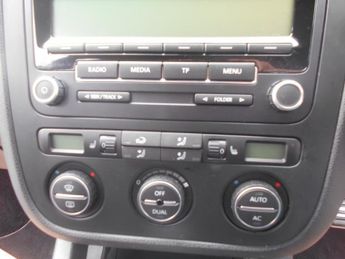 Volkswagen Golf GTI EDITION30 T 230