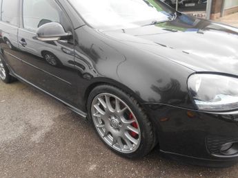 Volkswagen Golf GTI EDITION30 T 230