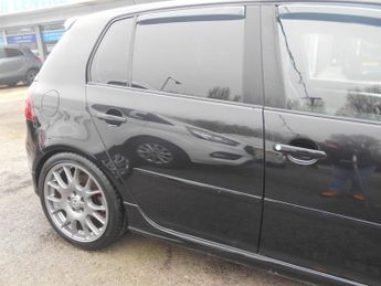 Volkswagen Golf GTI EDITION30 T 230