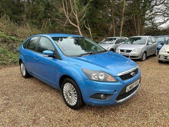 Ford Focus 1.6 Titanium 5dr