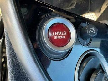 Honda Civic 1.8 i-VTEC Type S Hatchback 3dr Petrol i-Shift (153 g/km, 138 bh