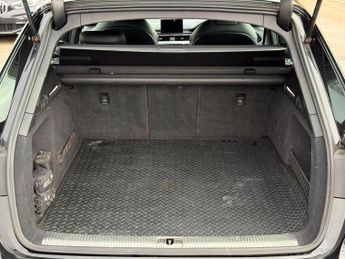 Audi A4 AVANT TDI S LINE