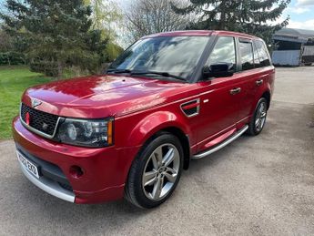 Land Rover Range Rover Sport SDV6 HSE RED