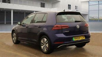 Volkswagen Golf 35.8kWh e-Golf Auto 5dr