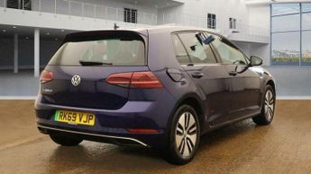 Volkswagen Golf 35.8kWh e-Golf Auto 5dr